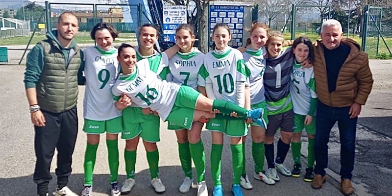 Le Fortis Woman insieme al Mister Scafuti e al Dirigente Ermini