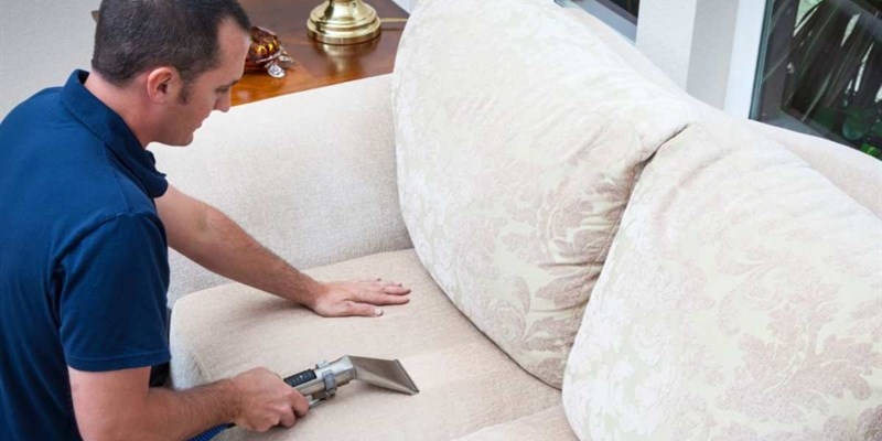 Come pulire un divano? - www.okmugello.it