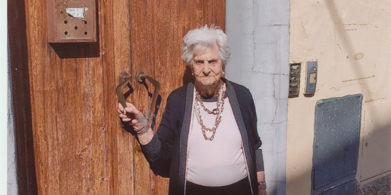 103 anni - Gina è tornata a vedere il suo Borgo