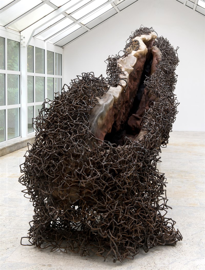 Anish Kapoor 
A Blackish Fluid Excavation, 2018
Steel, resin
150x140x740 cm
Photograph: Jacek Kucharczyk
©Anish Kapoor. All Rights Reserved SIAE, 2023 



