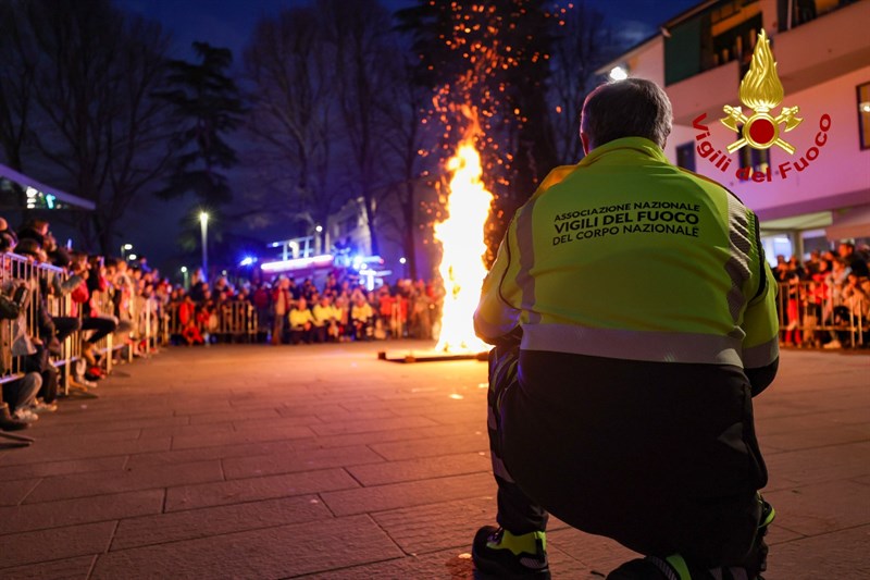 La Befana dei Vigili del Fuoco
