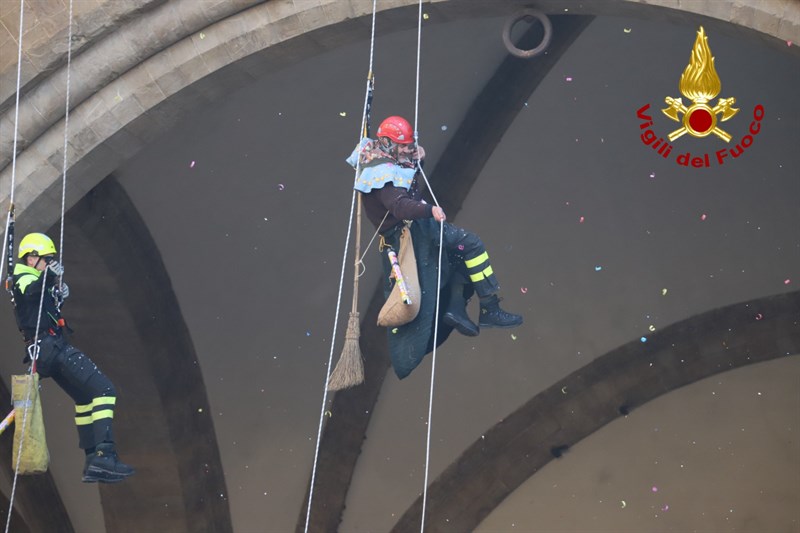 La Befana dei Vigili del Fuoco