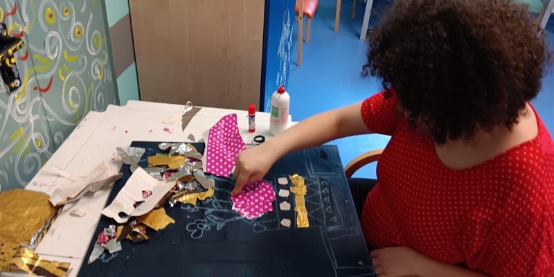 i ragazzi del Centro ODA espongono le proprie opere d'arte. In Valdisieve una mostra speciale