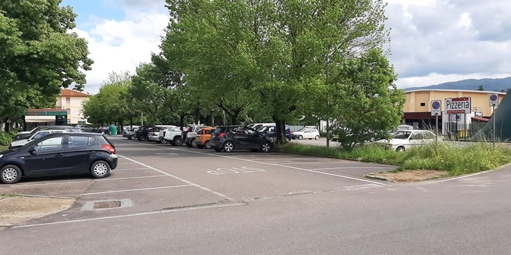 L’inizio della strada dove non si può girare a sinistra.