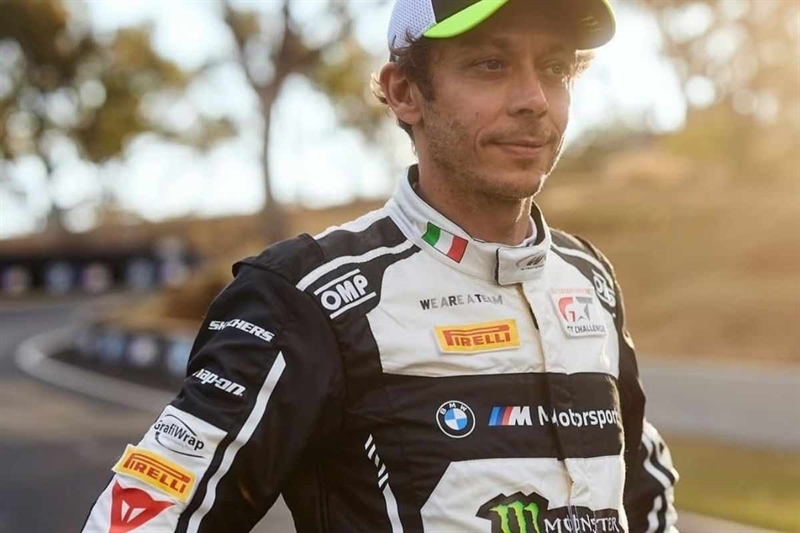 valentino rossi firma per progetto a 4 ruote con la BMW