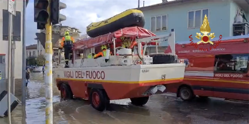 VIDEO - Alluvione Toscana - Un primo bilancio dei Vigili del Fuoco 