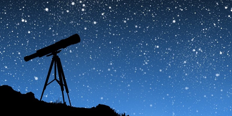 Una mostra fra cielo e stelle: a Pontassieve arriva "Con la testa tra le nuvole"