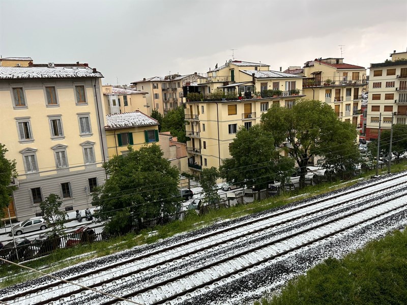 Firenze pare sotto la neve