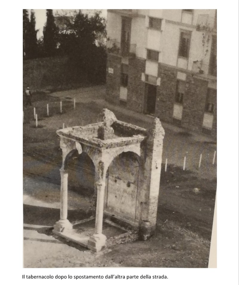 Immagine storica, prima che il tabernacolo fosse girato. Prima del 1961