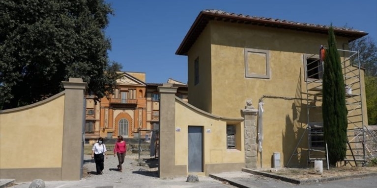 L’accesso a Villa Favard da via Aretina