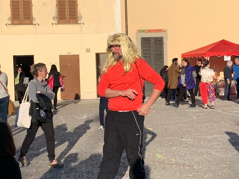 La silata dei carri al centro giovanile