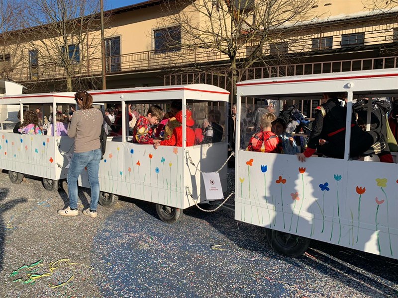 La silata dei carri al centro giovanile