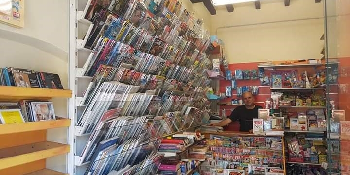 A fine settembre chiude la storica edicola di Pratolino. Il saluto di Riccardo e Francesca. E un appello