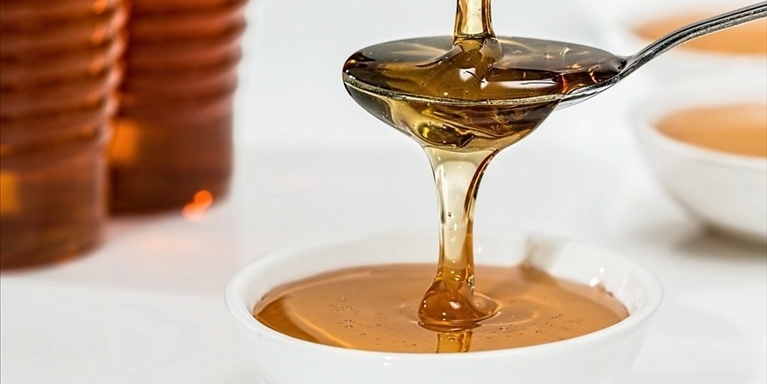 Il miele al CBD: tutto quello che c'è da sapere