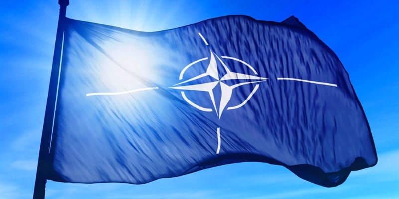 Comando NATO a Rovezzano: mobilitazione e presidio
