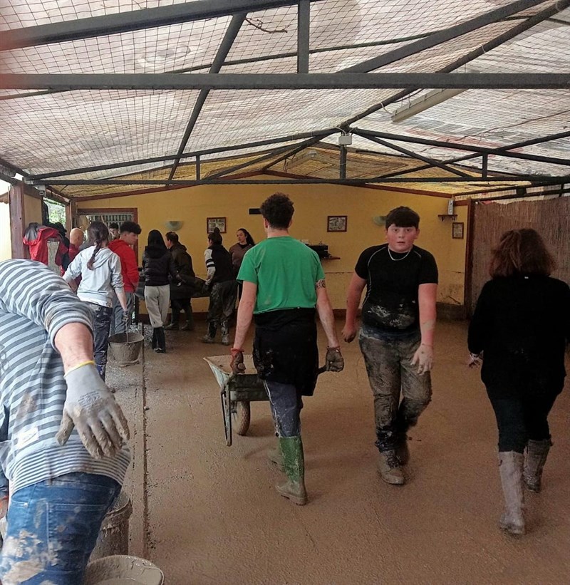 Volontari in azione a Borgo