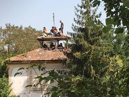 Lo sgombero del centro sociale Riottosa avvenuto a Firenze il 3 agosto del 2017 a seguito del fermo di indiziato di delitto del Vespertino dove viveva lui e i suoi sodali anarchici