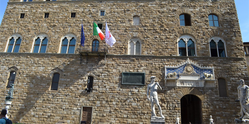 Firenze -  Calistri, Di Puccio e Piccioli lasciano la maggioranza di Palazzo Vecchio