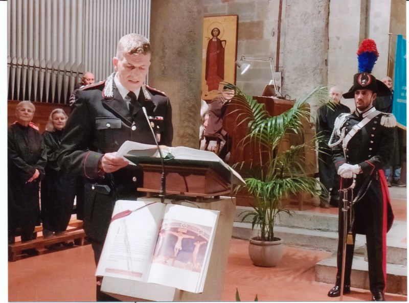 Il Tenente Colonnello Michele Arturo, comandante della Compagnia dei Carabinieri di Borgo San Lorenzo. 