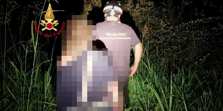 Una donna si perde  durante un'escursione, ritrovata dai Vigili del Fuoco