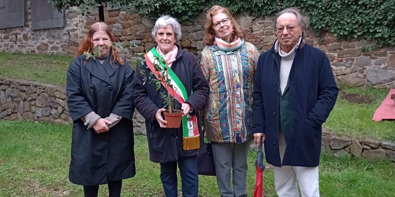 la preziosa e rara rosa ricordo