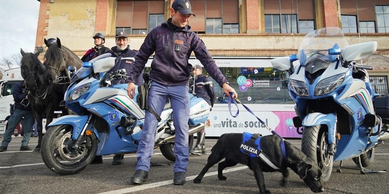 La FLC CGIL Toscana condanna il comportamento delle forze di polizia 
