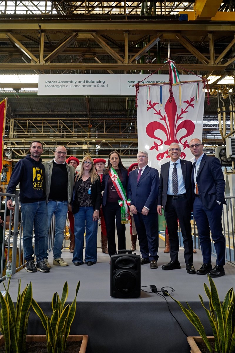 l'omaggio ai martiri della Sindaca