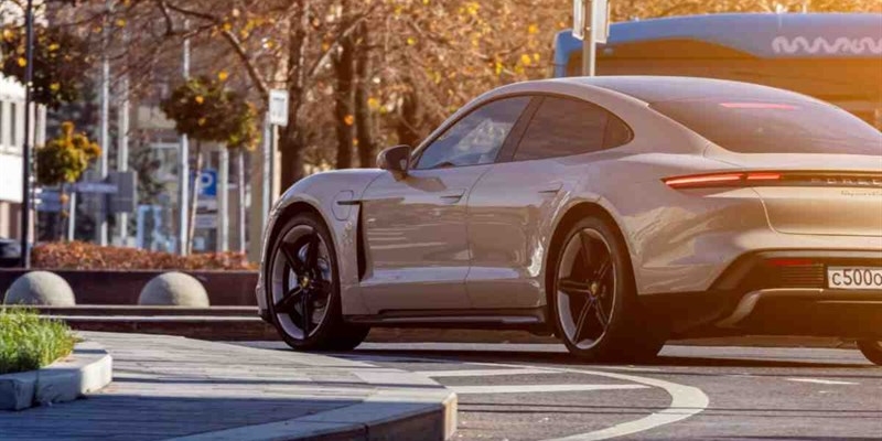 Novità in arrivo in casa Porsche? - www.okmugello.it