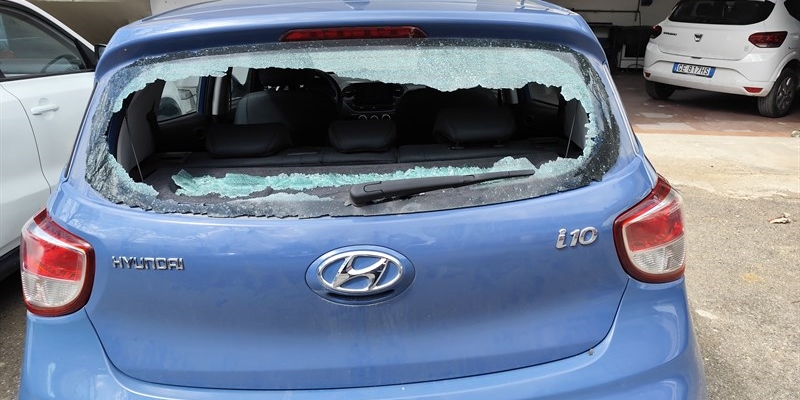 Una foto della macchina in questione