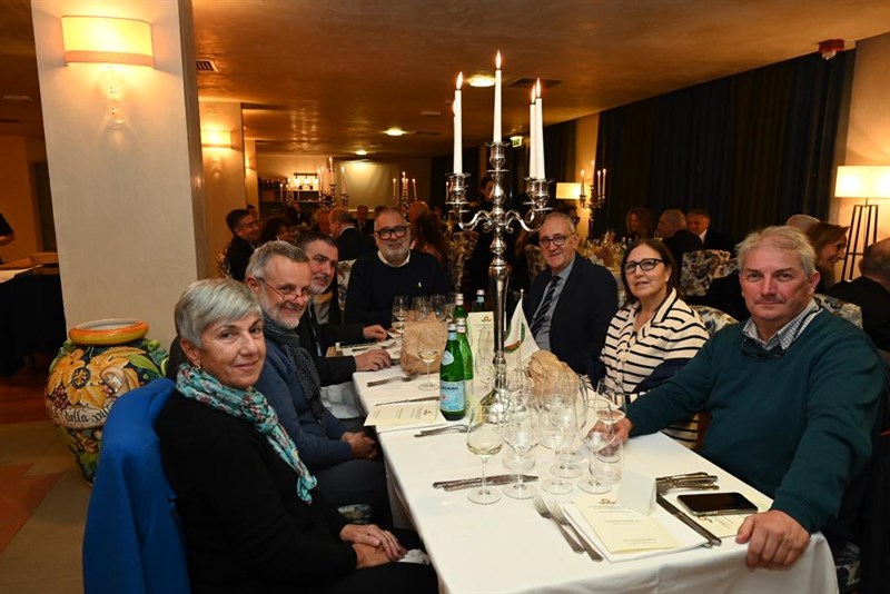 Tavolo stampa e amministratori