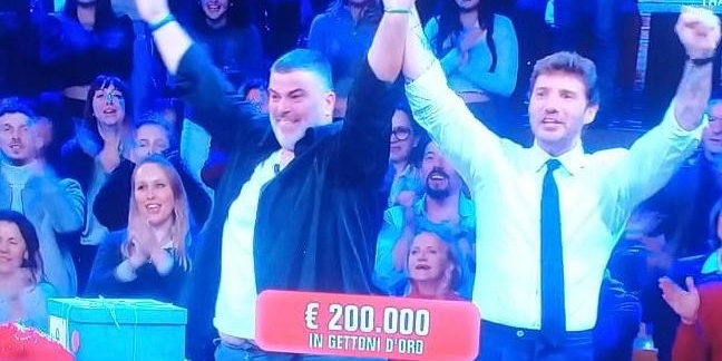 L'empolese Ronny Regini vince 200mila euro ad Affari Tuoi