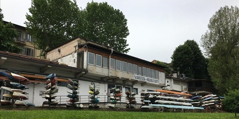 la sede dei canottieri comunali