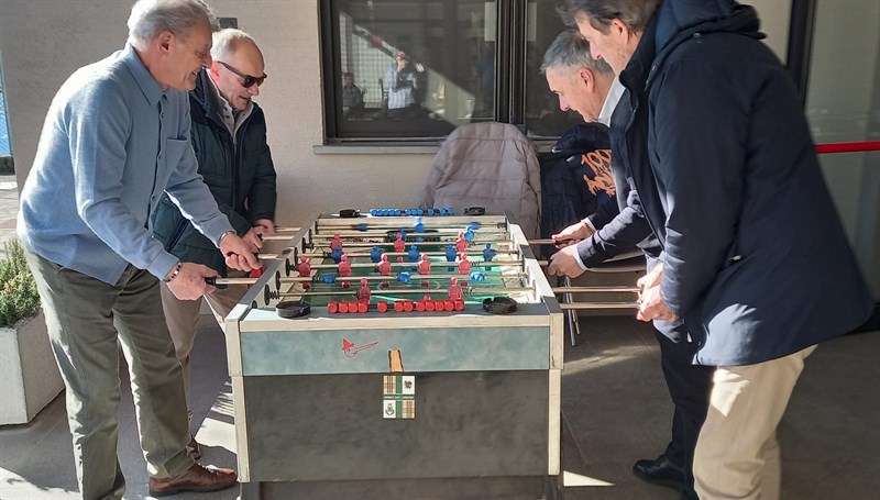 Quattro ex allievi ( Viliani, Prunecchi, Giachi e Tagliaferri) si scontrano nel calcio…balilla!!