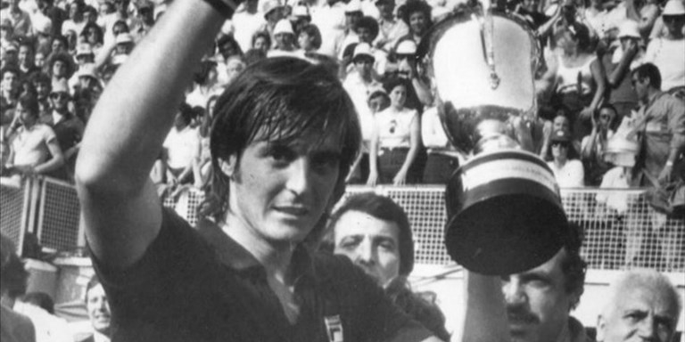 1976 - Panatta trionfa a Roma