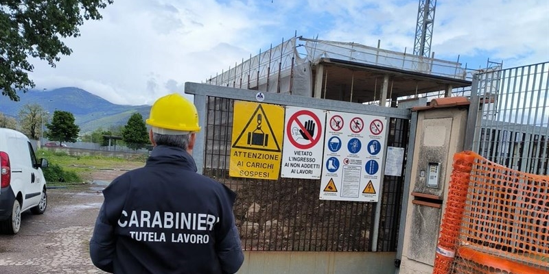 Carabinieri, ispezione sul lavoro