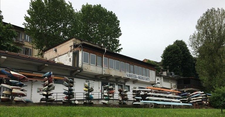 la sede dei canottieri comunali