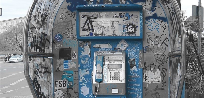 sfascia una cabina e altro...