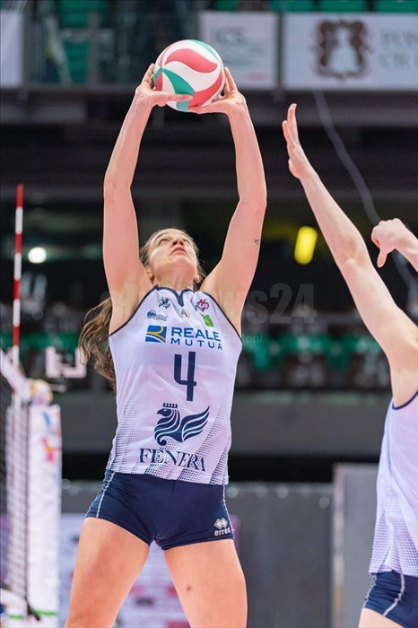 La palleggiatrice della Reale Mutua Fenera Chieri Francesca Bosio (4).