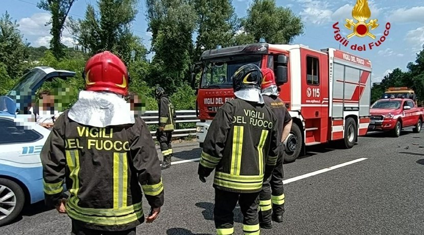 Incidente in A1 - vigili del fuoco