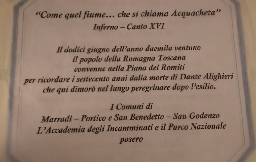 La targa commemorativa in ricordo di Dante  Alighieri