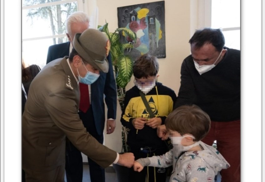 Figliuolo ieri al Meyer