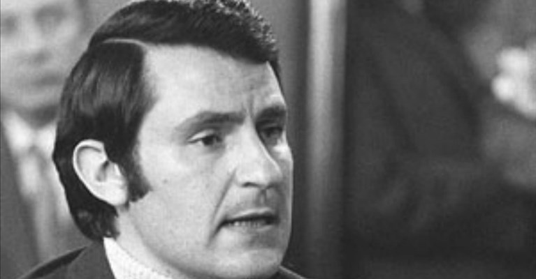 1972, a Milano viene uccido il Commissario Luigi Calabresi
