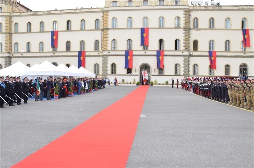 La cerimonia a Firenze.