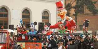 Borgo. Sabato 25 torna il carnevale (estivo) con carri e maschere...