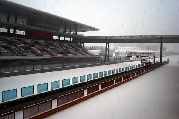 Mugello sotto la neve. Gli aggiornamenti e le vostre foto...
