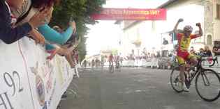 Ciclismo. La coppa Lavoratori a Luco. Foto della gara...