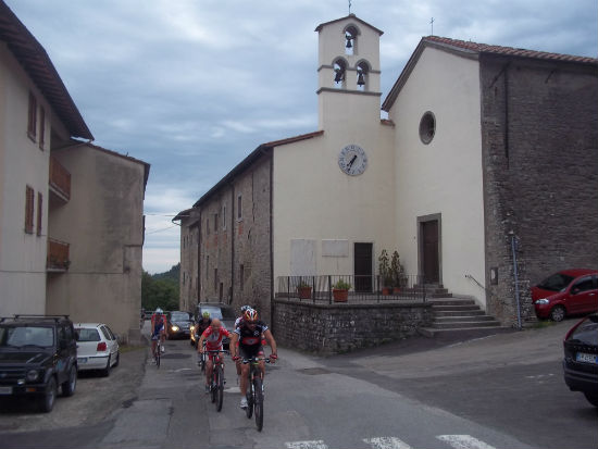 Marco Lapucci si aggiudica la cronoscalata Borgo - La Colla