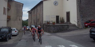 Marco Lapucci si aggiudica la cronoscalata Borgo - La Colla