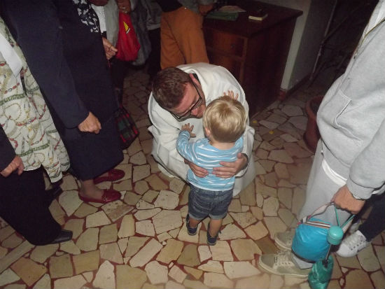 Borgo. Il saluto a don Gabriel e don Francesco. I nuovi arrivi...