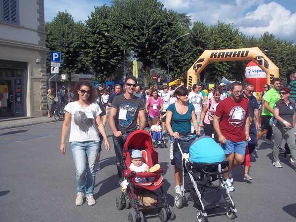 La Maratona del Mugello dominata dagli atleti marocchini. Foto...